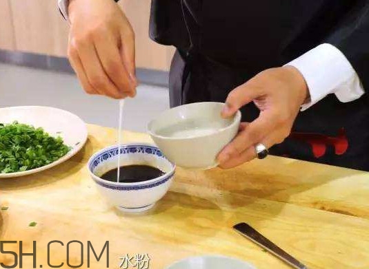 水淀粉是什么東西？水淀粉和淀粉有什么區(qū)別