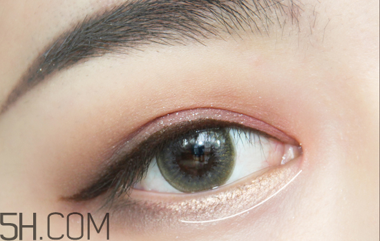 蜜桃約會(huì)妝怎么畫_橘色約會(huì)妝容教程 蜜桃約會(huì)妝怎么畫_橘色約會(huì)妝容教程