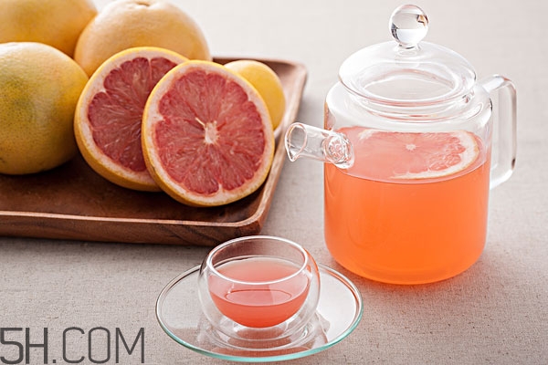 睡前吃柚子會(huì)發(fā)胖嗎 睡覺前吃柚子會(huì)胖嗎 睡前吃柚子會(huì)發(fā)胖嗎 睡覺前吃柚子會(huì)胖嗎