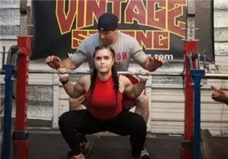 深蹲時(shí)怎么呼吸？深蹲的正確呼吸方法