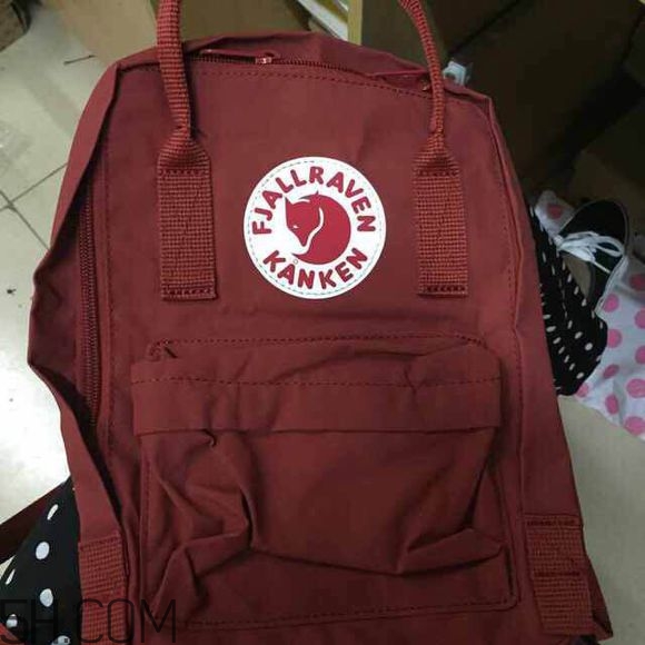 北極狐雙肩包真假辨別對比 雙肩包什么牌子的好？