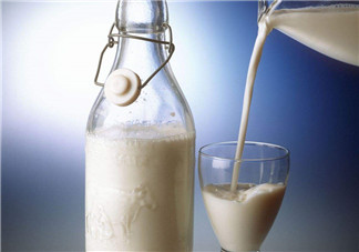 牛奶凍可以用酸奶嗎？純牛奶可以做酸奶嗎？