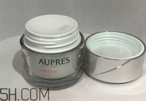 歐珀萊潤(rùn)顏水肌霜怎么樣_好用嗎 歐珀萊潤(rùn)顏水肌霜怎么樣_好用嗎