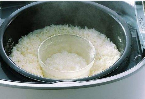 不用電飯鍋怎么煮飯？煮飯時(shí)飯和水的比例是多少