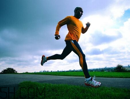 健身能喝酒嗎？健身能抽煙嗎？