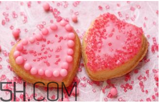 吃什么食物會導(dǎo)致失眠？睡前吃巧克力會導(dǎo)致失眠嗎？