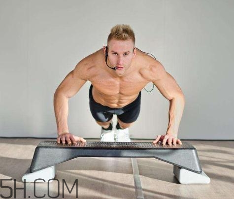 健身喝酒能流失肌肉嗎？健身喝酒能減肥嗎？