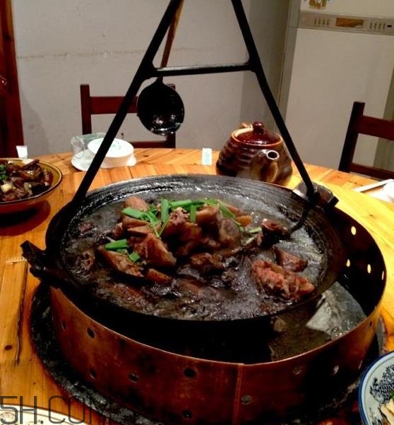 吊鍋是哪里的特色菜？吊鍋是什么菜系？