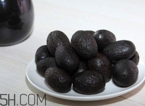 黑橄欖怎么腌制 腌黑橄欖的功效與作用 黑橄欖怎么腌制 腌黑橄欖的功效與作用