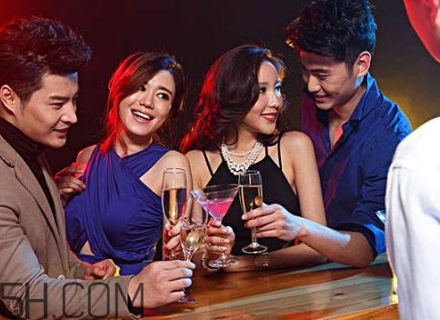 喝酒會(huì)影響記憶力嗎？喝酒會(huì)影響大腦嗎？