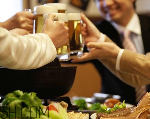 喝酒會(huì)影響記憶力嗎？喝酒會(huì)影響大腦嗎？