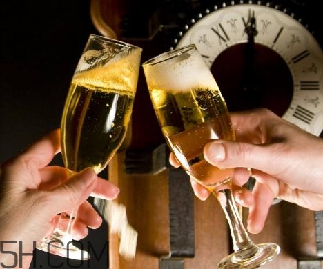 喝酒會(huì)影響血糖嗎？喝酒會(huì)影響體檢結(jié)果嗎？