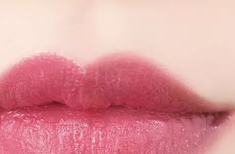 wet n wild濕又野口紅真人試色 wet n wild濕又野口紅真人試色