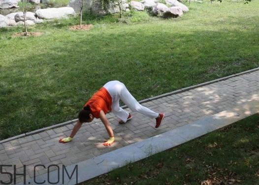 什么人不適合爬著走？爬著走鍛煉叫什么