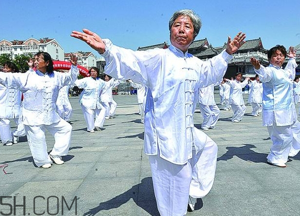 八段錦每天練幾次？八段錦堅(jiān)持練習(xí)多久才有成效