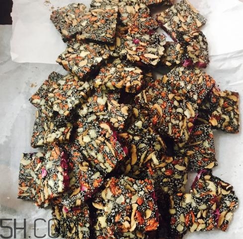 東阿阿膠怎么吃最好？東阿阿膠怎么弄碎？