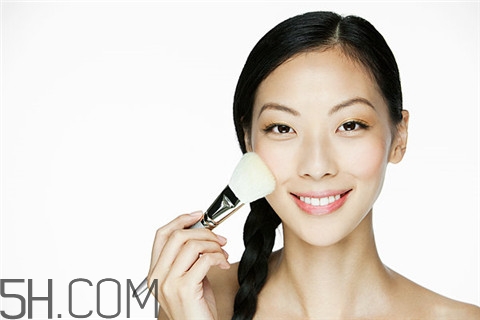 烤瓷牙能吃硬東西嗎？烤瓷牙能用美牙儀嗎？