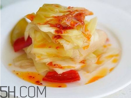 泡菜是酸性還是堿性？泡菜和酸菜有什么區(qū)別