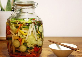 咸菜和泡菜有什么區(qū)別？吃泡菜有什么好處