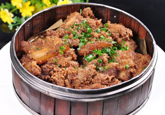 粉蒸肉五花肉怎么腌制？做粉蒸肉的肉要去皮嗎