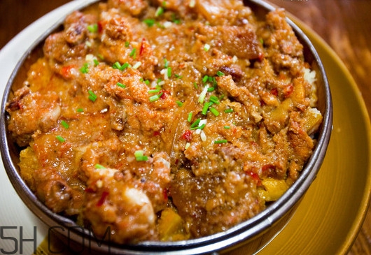 粉蒸肉五花肉怎么腌制？做粉蒸肉的肉要去皮嗎