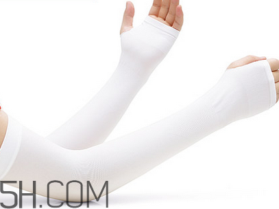 什么冰袖防曬效果好？防曬衣選購技巧