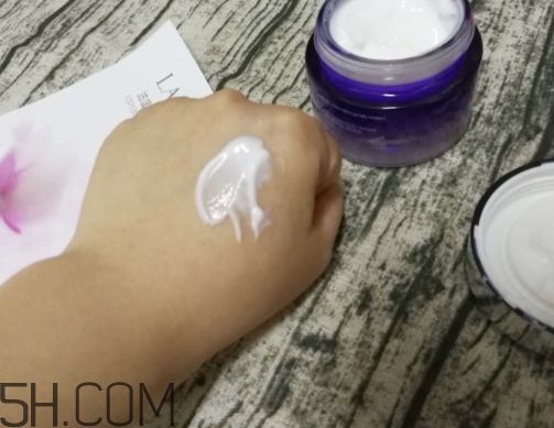 蘭蔻晚霜適合什么膚質(zhì)？蘭蔻晚霜適合敏感肌嗎？