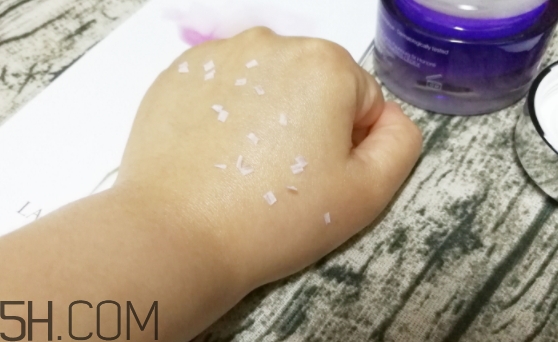 蘭蔻晚霜適合什么膚質(zhì)？蘭蔻晚霜適合敏感肌嗎？