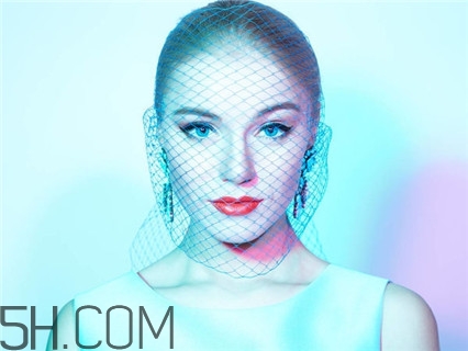 烤瓷牙可以帶牙套嗎？烤瓷牙可以只做門牙嗎？