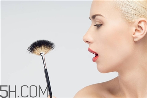 烤瓷牙是什么材質？烤瓷牙是越貴越好嗎？