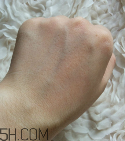 蘭蔻柔皙隔離乳怎么樣_蘭蔻柔皙隔離乳好用嗎 蘭蔻柔皙隔離乳怎么樣_蘭蔻柔皙隔離乳好用嗎