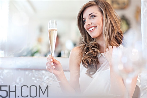 烤瓷牙對做ct有影響嗎？烤瓷牙對腎臟有影響嗎？