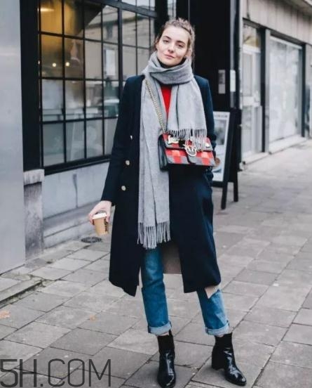 毛呢大衣搭配什么鞋子？毛呢大衣搭配鞋子圖片