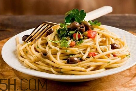 意大利面熱量高嗎_意大利面怎么做不軟爛 意大利面熱量高嗎_意大利面怎么做不軟爛