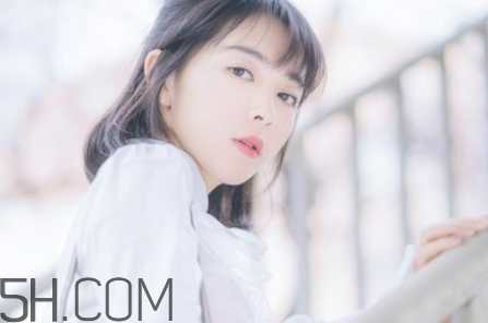 防曬乳需要卸妝嗎？防曬噴霧能用多久？