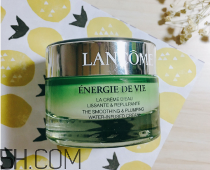 蘭蔻水光潤(rùn)養(yǎng)活力霜怎么用_使用方法 蘭蔻水光潤(rùn)養(yǎng)活力霜怎么用_使用方法