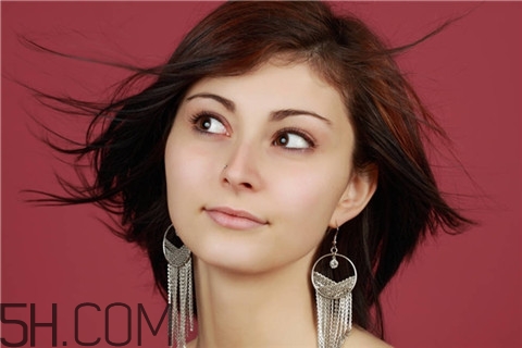 烤瓷牙多大可以做？烤瓷牙多少年要換？