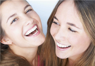 烤瓷牙會引起口臭嗎？烤瓷牙會掉嗎？