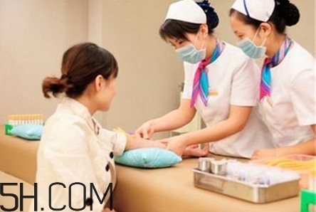 公司體檢都檢查什么項(xiàng)目？一年中最佳體檢時(shí)間是什么時(shí)候