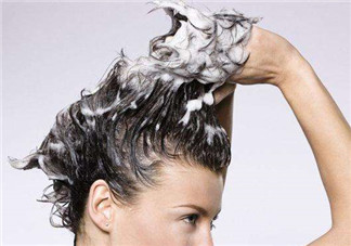 護發(fā)素停留越久越好嗎？護發(fā)素里面有硅油嗎？