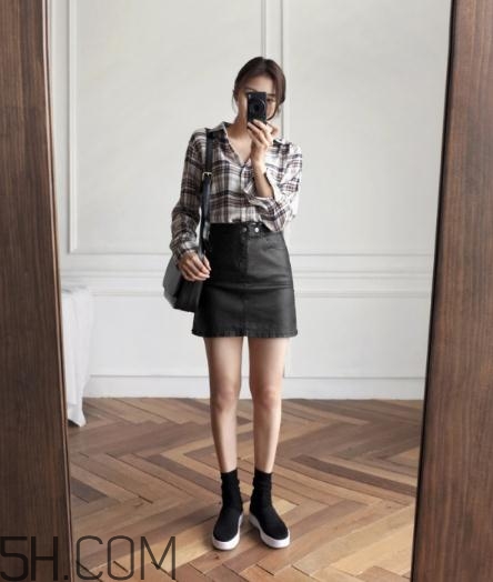 皮裙有味道怎么去除？皮裙有味道可以洗嗎？