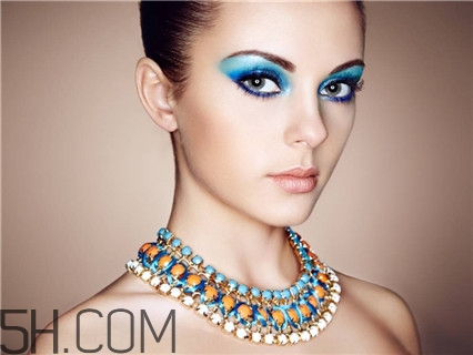 種眉毛多少錢(qián)？種眉毛能維持多久？