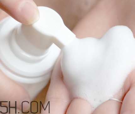 上水和肌氨基酸潔面怎么樣？上水和肌洗面奶怎么用？