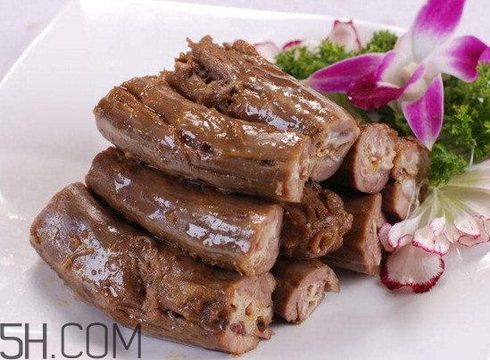 絕味鴨脖是哪里的？純味鴨脖與絕味鴨脖有什么區(qū)別