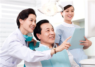 胃潰瘍會吐血嗎？胃潰瘍會疼嗎？