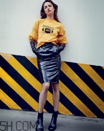 皮裙搭配什么鞋子好看？皮裙搭配鞋子圖片