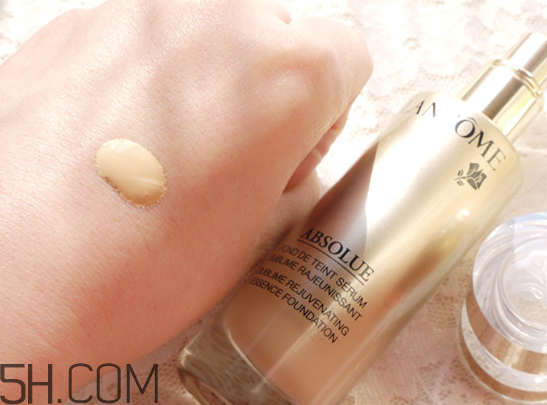 蘭蔻菁純粉底液好用嗎？蘭蔻菁純粉底液怎么樣？