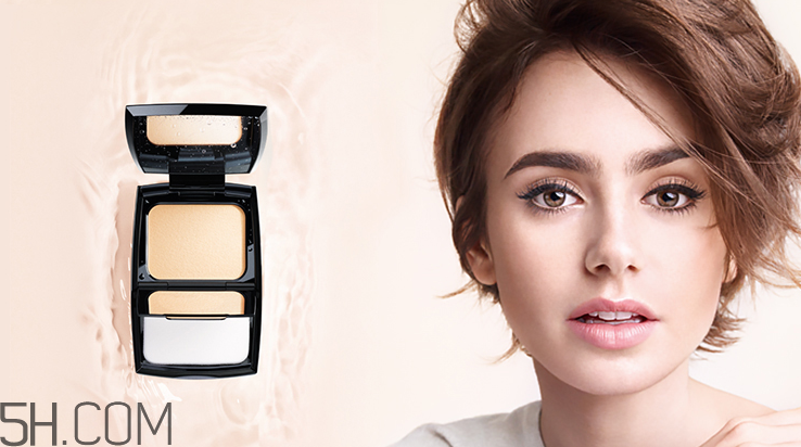 蘭蔻奇跡光采粉餅色號_試色圖 蘭蔻奇跡光采粉餅色號_試色圖