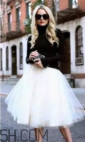 保暖內(nèi)衣可以外穿嗎？保暖內(nèi)衣外穿潮流搭配