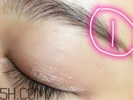 眼影可以當(dāng)眉粉嗎？眼影和眉粉有什么區(qū)別